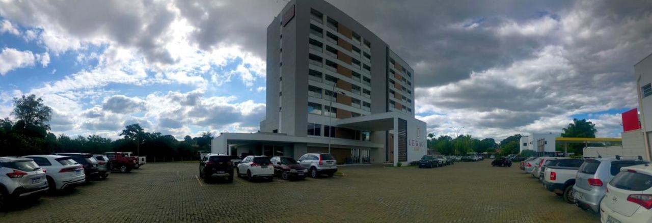 Legacy Hotel Guaratingueta - Ao Lado De Aparecida -Sp Kültér fotó